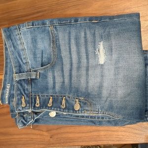 Juniors ripped jeans size 11 No boundaries brand